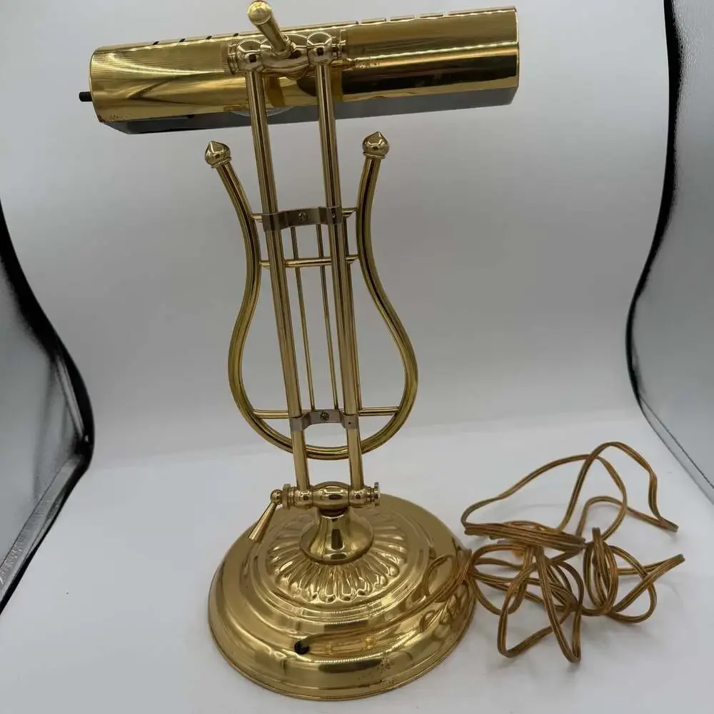 Vtg Musical Harp Lyre Shaped Brass Desk Piano Lamp 16” Tall *